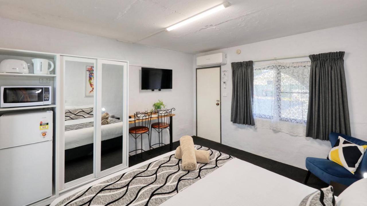 Parkes Federation Motel المظهر الخارجي الصورة