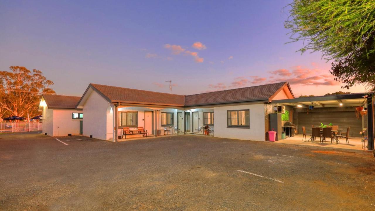 Parkes Federation Motel المظهر الخارجي الصورة